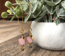 Load image into Gallery viewer, Sparrow Leaf Earrings